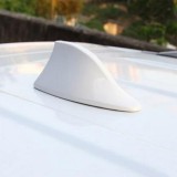 Antena auto activa AM - FM tip &quot;SHARK TAIL&quot; culoare ALB, AVEX