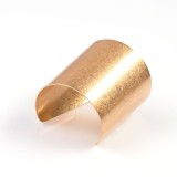 Bratara lata cuff aurie, design minimalist