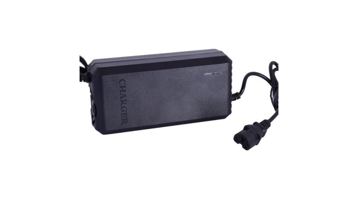 &Icirc;ncărcător de acumulatori de 36V 1,8A cu conector cu 3 poli pentru acumulatori cu plumb &icirc;nchiși, acumulatori cu gel, biciclete electrice