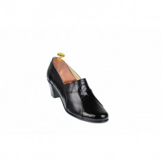 Oferta marimea 38 - Pantofi dama, eleganti, din piele naturala in combinatie cu piele lac - LP34LN