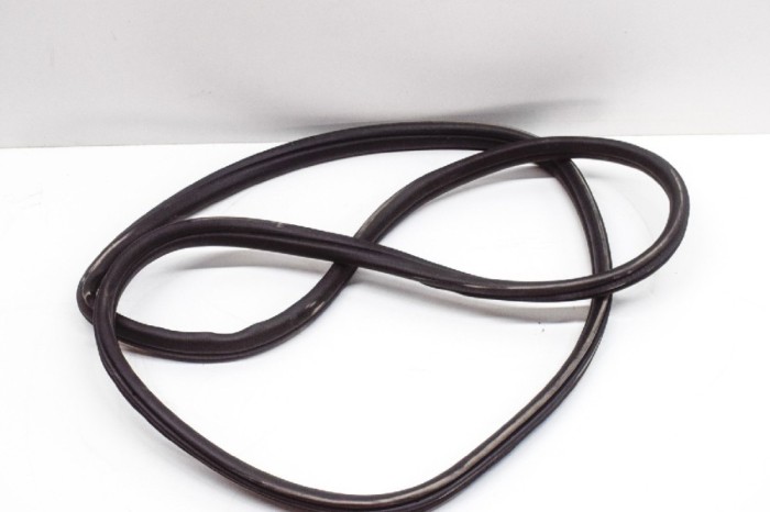 Garnitura ușă st&acirc;nga spate BMW X3 G01, F97 2018 OEM: 7393449 | 11443990