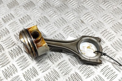 Piston AUDI A5 Cabrio 8F7 2017 OEM: 06E107066DM,06E198401E 29074291 foto
