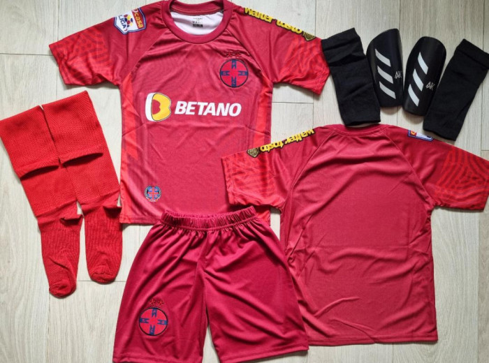 ECHIPAMENTE FOTBAL COPII 4/6 ANI,FCSB, 2 CULORI !