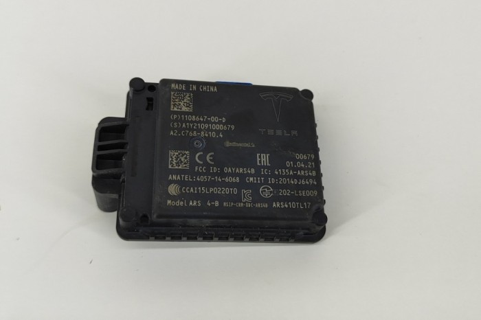 Senzor radar de distanță TESLA MODEL 3 2021 OEM: 1108647-00-D | 28300743