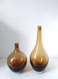 Lot 2 vaze de sticla HANDMADE QUALITY, design retro, 32cm inalime si 21cm inaltime