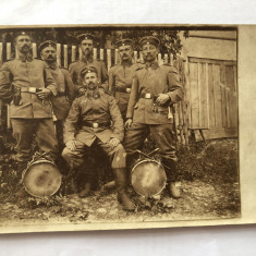 Fotografie veche reprezentand soldati din primul razboi mondial