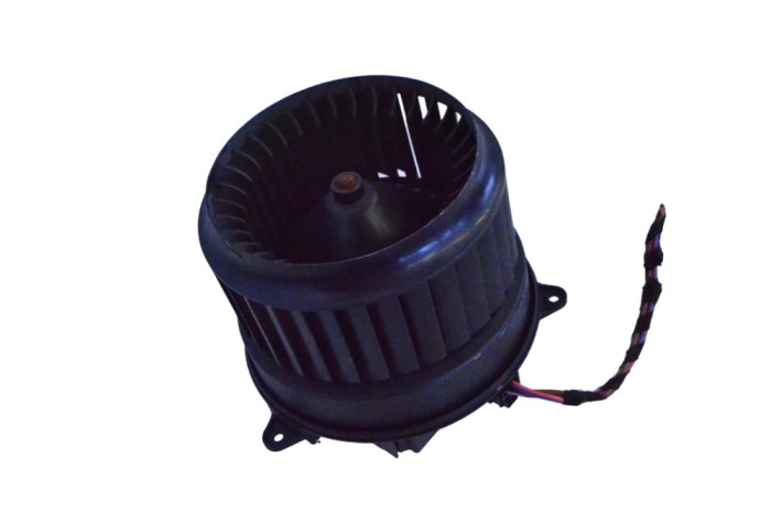 Ventilator aeroterma AUDI A7 Sportback 4GA, 4GF 2017 OEM: 4H2820021C 18098045