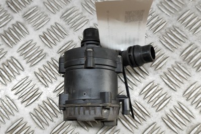 Pompa de apa auxiliara BMW 5 G30 2019 OEM: 8638237,0392024063 31282469 foto