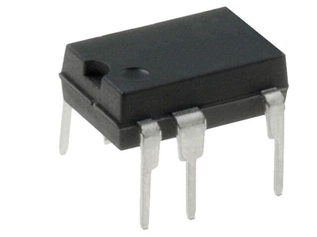 PMIC AC/DC Switcher Controller DIP-8B 61.5-140kHz