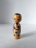 ** Kokeshi papusa vintage Japoneza, traditionala, tip matrioska, 8cm inaltime, cap mobil