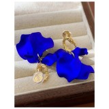 Cumpara ieftin Cercei Vintage, Clip-On, cu Flori Bleumarin - 187878A
