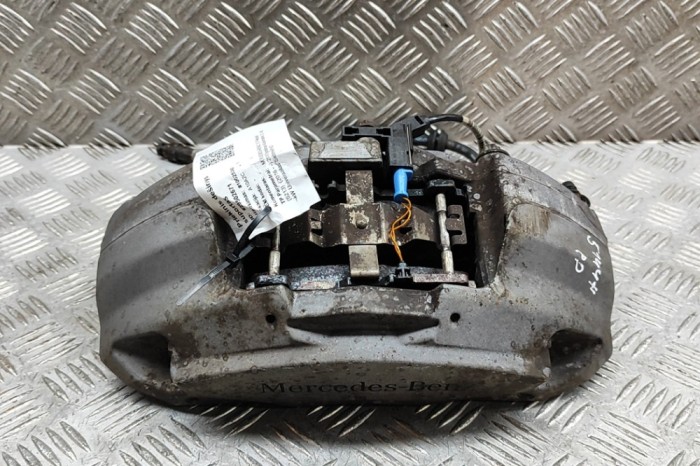 Etrier de fr&acirc;nă dreapta față MERCEDES-BENZ E T-Model S213 2018 OEM: A0114219898 29502671