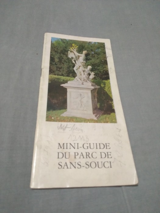 PLIANT /BROSUEA MINI-GUIDE DU PARC DE SANS-SOUCI