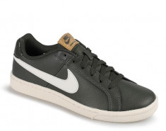 Pantofi sport Nike WMNS COURT ROYALE foto