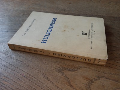 Ioan Alexandru Bratescu Voinesti - Huliganism (1938) foto