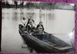 Fotografie, Copii cu barba pe lac, 1973