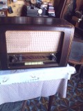 Radio vechi pe Lampi Saba Lindau W4