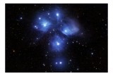 Tablou Canvas, "Surorile stelare dans&acirc;nd &icirc;n cosmos", Stele, Nebuloasă, Albastru, Strălucire, Cer, Spațiu, Lumină, Univers, Mister, Constelație, 39 x 2