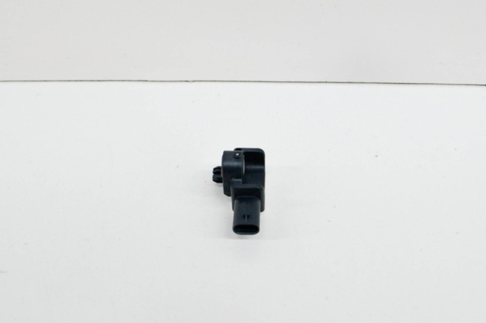 Senzor de impact lateral dreapta BMW 4 Coupe F32, F82 2014 OEM: 9234989 14519836