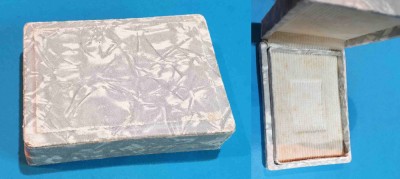 Cutie originala veche din carton, pentru placheta - medalie foto