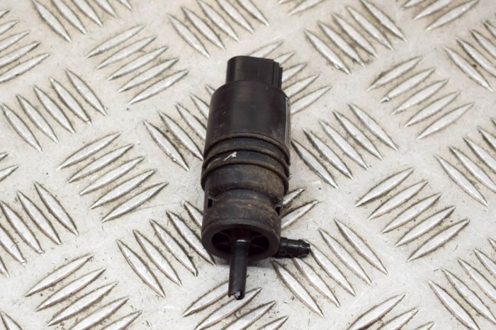 Motor rezervor lichid de parbriz BMW 3 F30, F80 2015 OEM: 7302589 14552071
