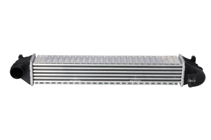 NRF 30139A Intercooler, compresor
