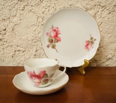 SET DE 3 PIESE DIN PORTELAN FIN- MARCAJ MPM REINE HANDARBEIT 24K GOLD foto