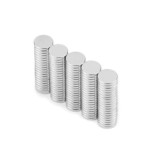 Cumpara ieftin Set 500 magneti Neodim universali, diverse activitati, 10x1.5 mm - Rotund