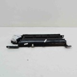 Gura de ventilație planșa de bord TESLA MODEL 3 2018 OEM: 2301092X,2080547X,1135554-00-A,1095415,2063098X 11318432