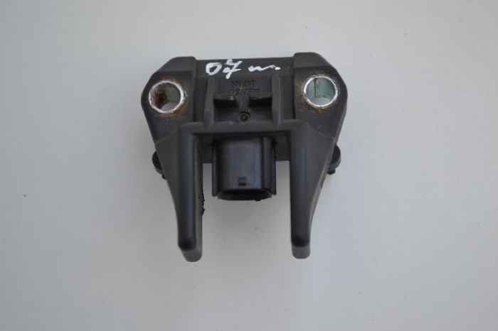 Senzor de impact st&acirc;nga față LEXUS GS III GRS19_, UZS19_, URS19_ 2007 OEM: 89173-45050 2358022