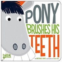 Pony Brushes His Teeth foto