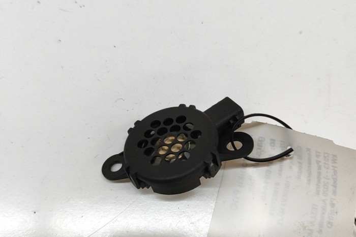 Difuzor senzor de parcare PDC TESLA MODEL X 2020 OEM: 1054113-00-A | 31691445