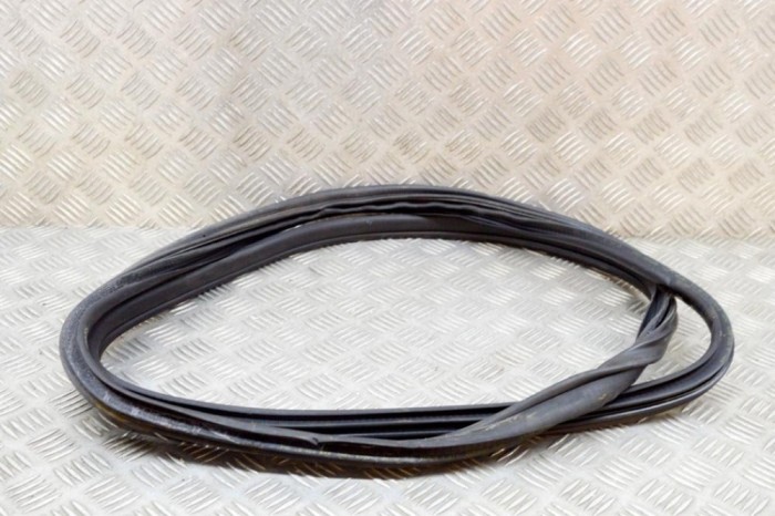 Garnitura ușă dreapta spate MINI COUNTRYMAN R60 2013 OEM: 9808549 | 17696062