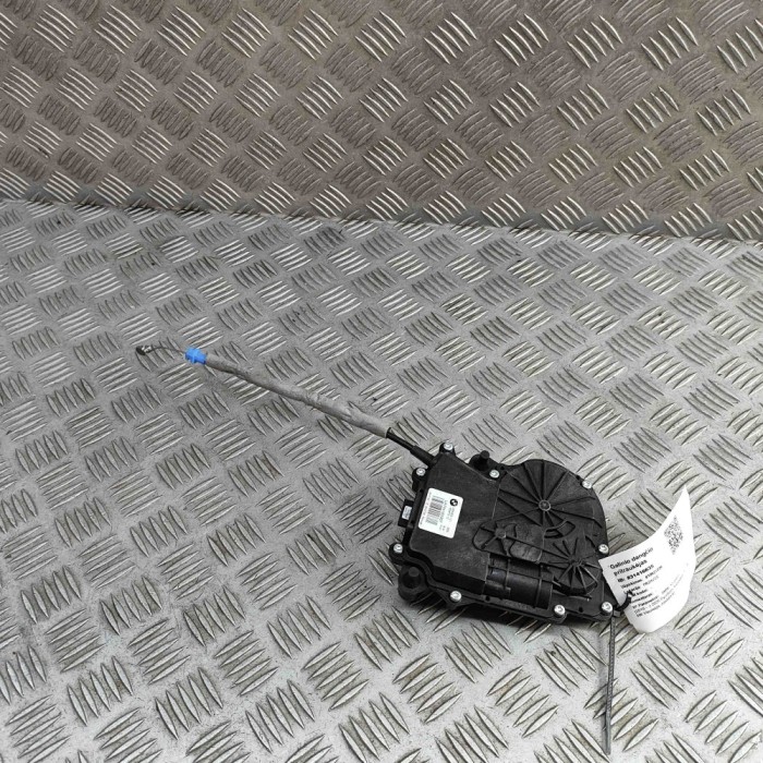 Motor soft close haion BMW X7 G07 2020 OEM: 7441630