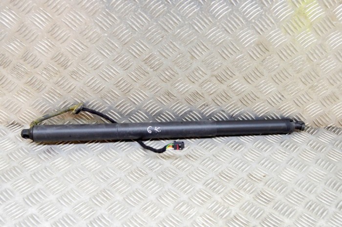 Amortizor haion st&acirc;nga AUDI Q2 GA 2022 OEM: 81A827851C 17823473