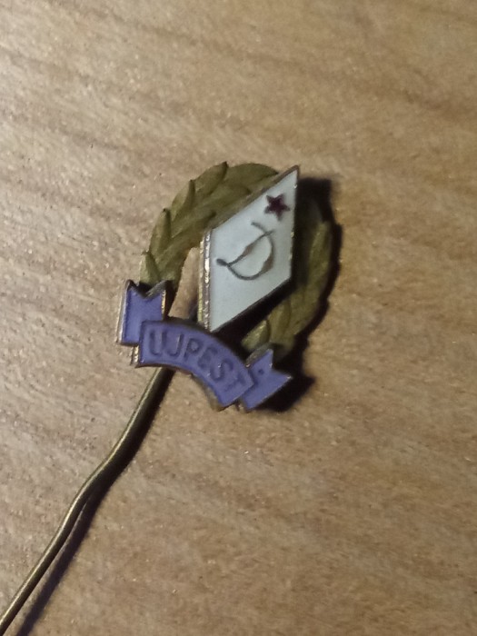 Insigne (4) Ujipest Ungaria