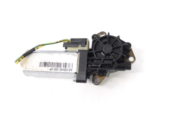 nerasta TESLA MODEL S 2017 OEM: 6004RA3202 16042118