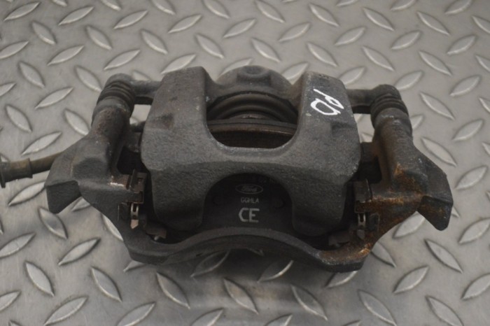 Etrier de fr&acirc;nă dreapta față FORD PUMA J2K, CF7 2021 25081060