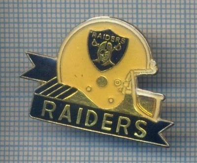 AX 490 INSIGNA SPORTIVA - RAIDERS -ECHIPA PROFESIONISTA DE FOTBAL AMERICAN foto