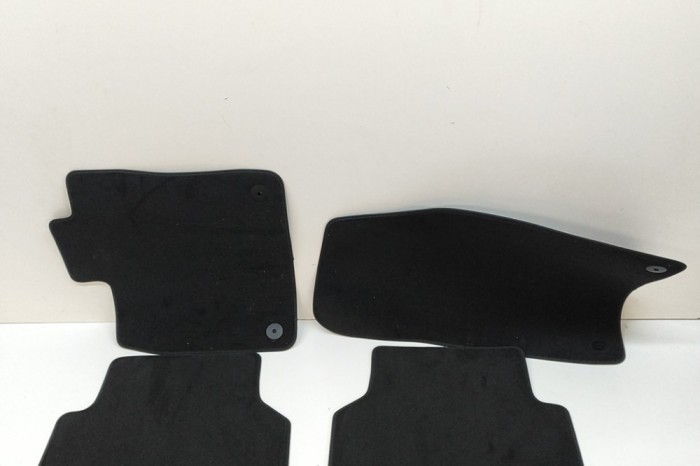 Set covorașe SKODA SKODA ENYAQ iV SUV 5AC, 5AZ 2024 OEM: 5LB863011B | 28882376