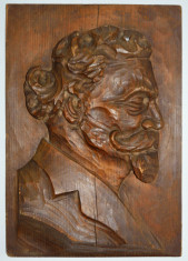 Prof. Ulpiu Hodos - Ioan H. Sarghie sculptura in lemn 1932, brad rosu 40 x 28cm foto