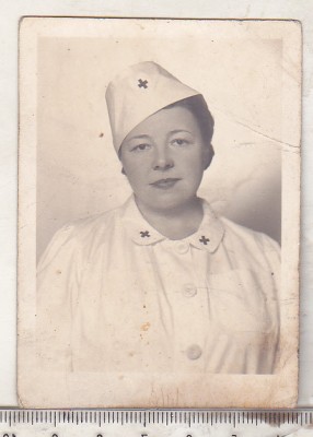 bnk cp Femeie in uniforma de asistenta sociala - Reg garda MV 1941 foto