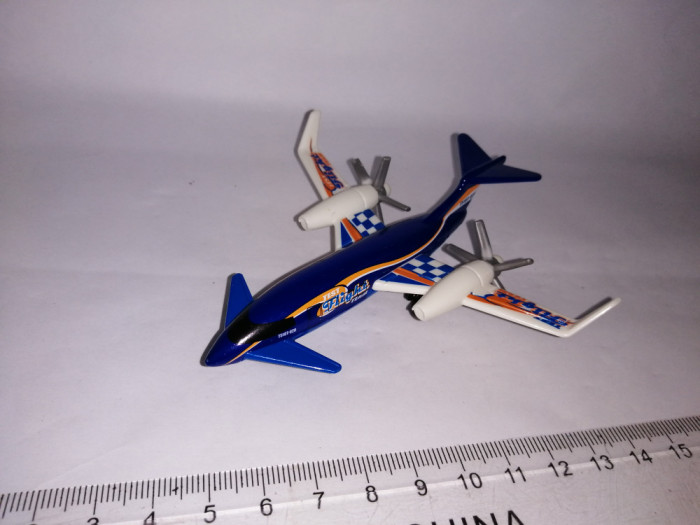 bnk jc Matchbox - avion Pusher Prop SB 82