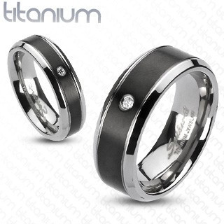 Inel din titan - dungă neagră cu zircon - Marime inel: 62 foto