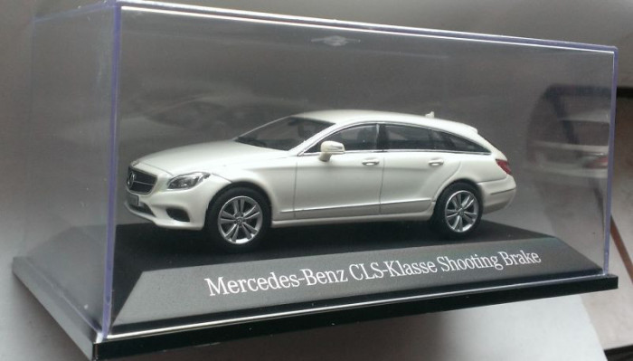 Macheta Mercedes CLS Shooting Brake 2014 X218 Facelift Alb - Norev 1/43