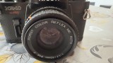 Aparat foto DSLR Ricoh KR 10 Super 35mm cu obiectiv de 50mm