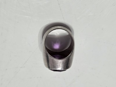 Inel vintage argint cu safir violet de Madagascar foto