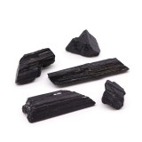 Turmalina neagra cristal brut 3 - 5 cm - Protectie energii negative