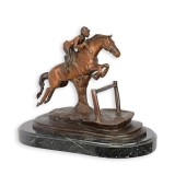 Calaret cu calul sau-statueta din bronz cu un soclu din marmura TBA-271, Animale