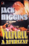 Vulturul a Aterizat - Jack Higgins, MIRON 1994, Roman Beletristica, Editie Paperback, 511 Pagini